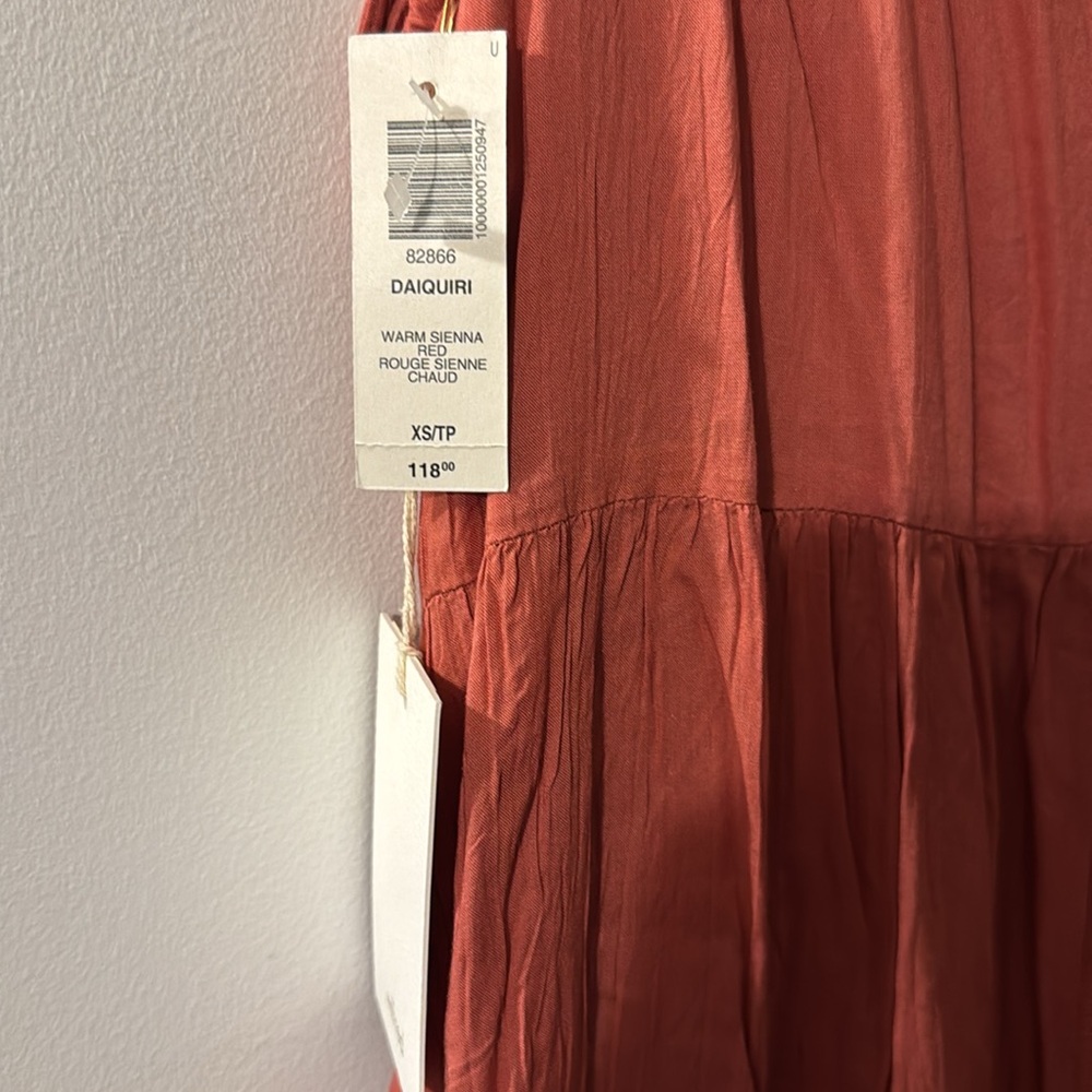 Dress - Picture 3 of 3